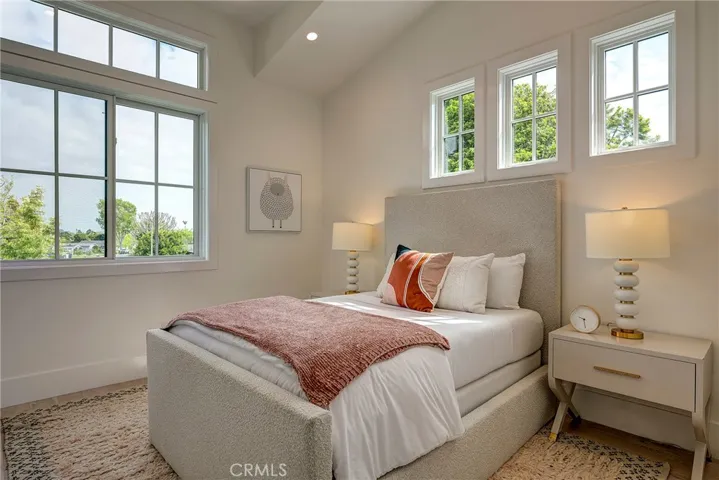 1405 Priscilla Lane, Newport Beach, California 92660