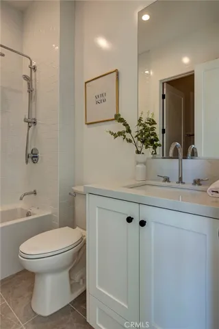 1405 Priscilla Lane, Newport Beach, California 92660
