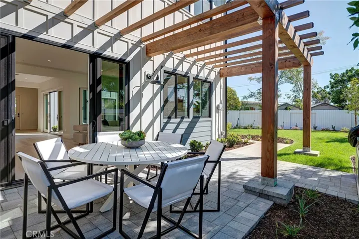 1405 Priscilla Lane, Newport Beach, California 92660