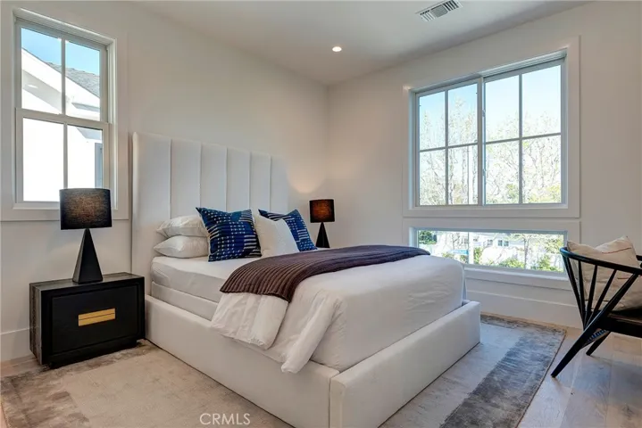 1405 Priscilla Lane, Newport Beach, California 92660