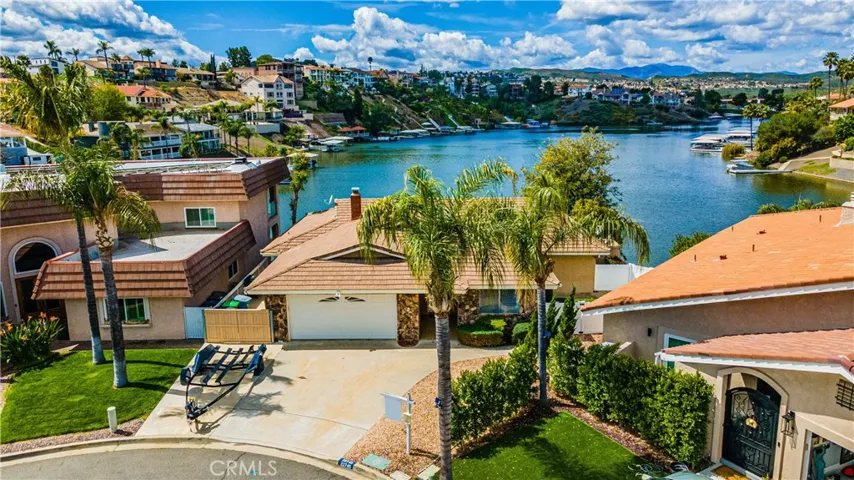 22745 Water View Drive, Canyon Lake, California 92587