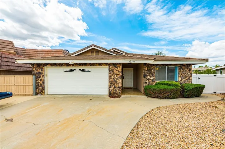 22745 Water View Drive, Canyon Lake, California 92587