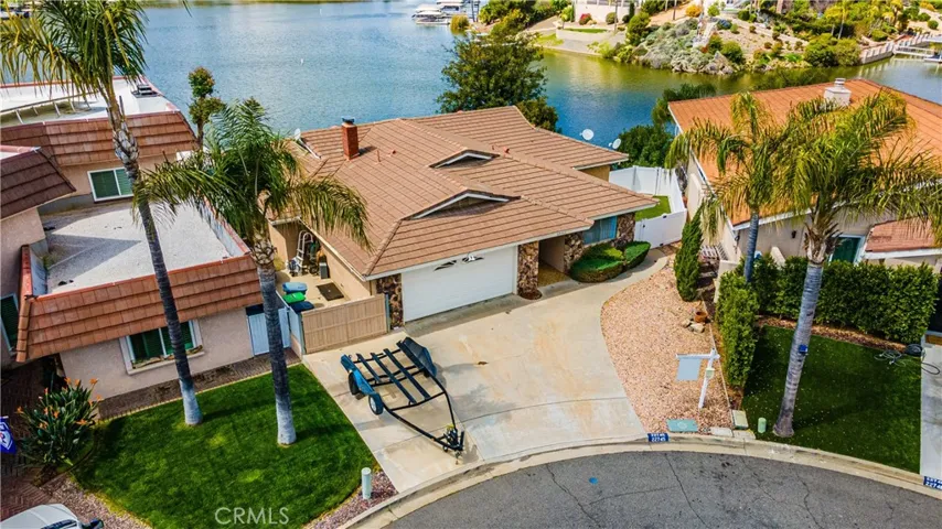 22745 Water View Drive, Canyon Lake, California 92587