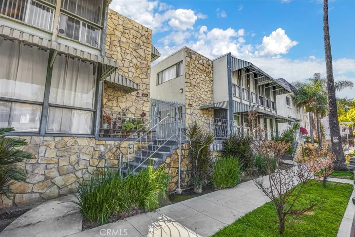 438 Cedar Avenue 14, Long Beach, California 90802