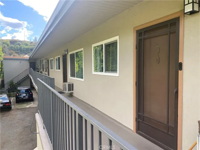 508 Hill Drive, Glendale, California 91206