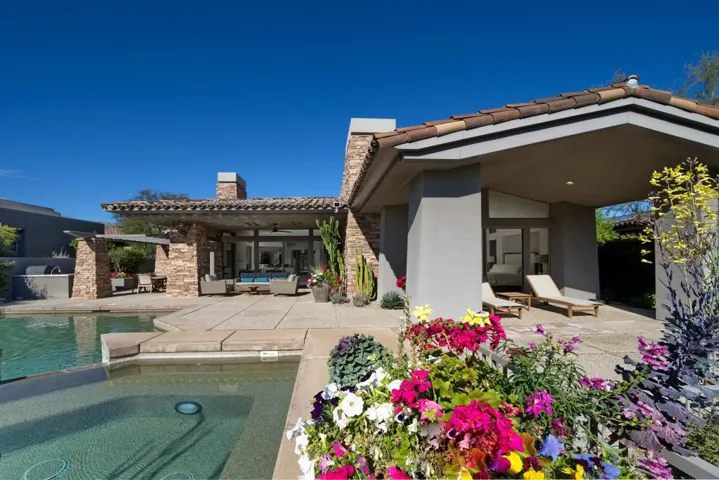 49990 DESERT ARRAYO TRAIL 49