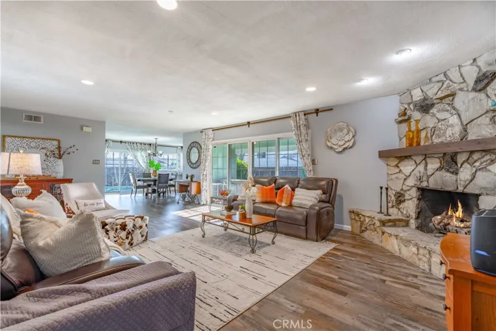 703 Paseo Grande, Corona, California 92882