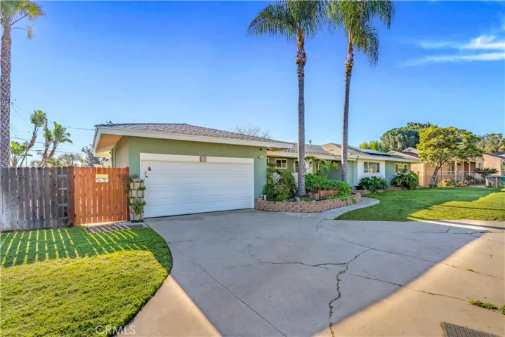 703 Paseo Grande, Corona, California 92882