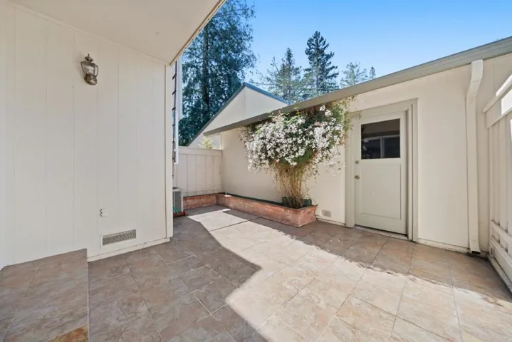 1067 Regency Knoll Drive, San Jose, California 95129