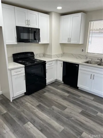 24303 Woolsey Canyon Road 68, Canoga Park, California 91304