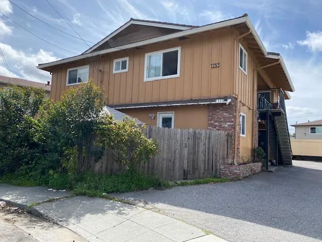 1355 Calabazas Court, Santa Clara, California 95051 home-pic-0