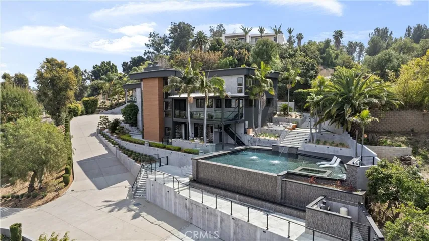121 S Peralta Hills Drive, Anaheim Hills, California 92807