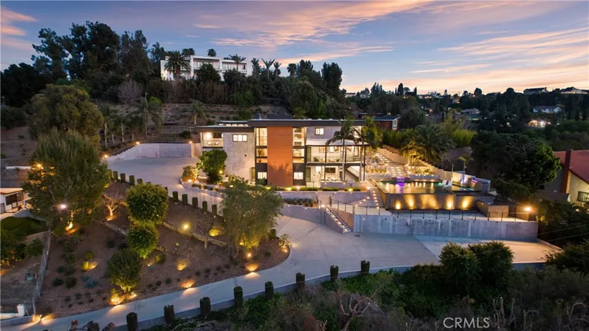 121 S Peralta Hills Drive, Anaheim Hills, California 92807