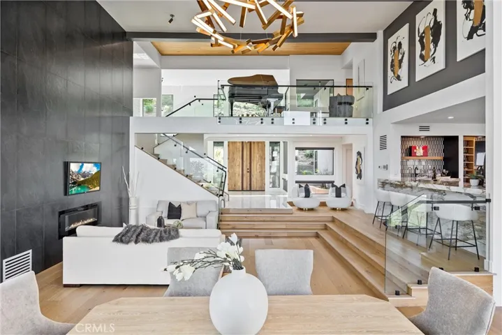 121 S Peralta Hills Drive, Anaheim Hills, California 92807