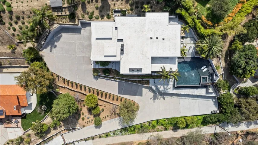 121 S Peralta Hills Drive, Anaheim Hills, California 92807