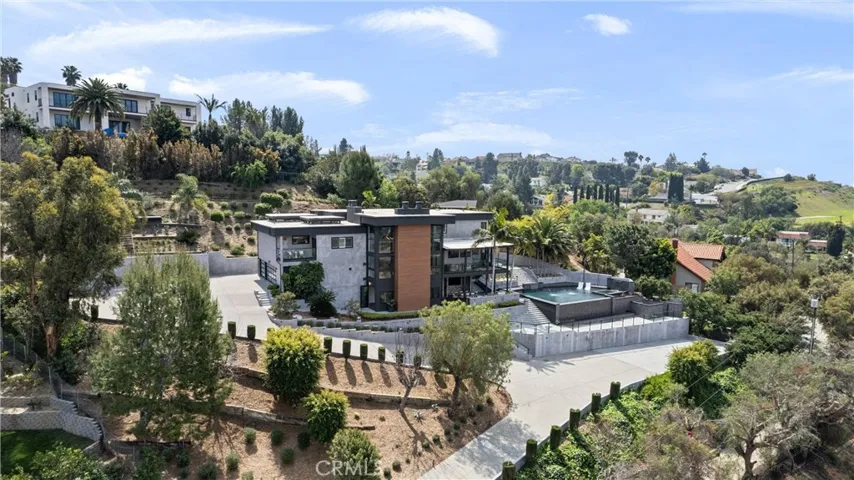 121 S Peralta Hills Drive, Anaheim Hills, California 92807