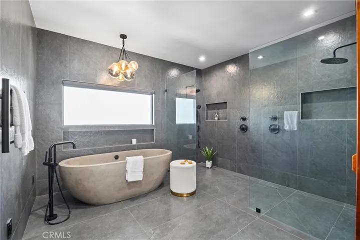 121 S Peralta Hills Drive, Anaheim Hills, California 92807