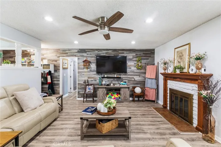 267 S Platina Drive, Diamond Bar, California 91765
