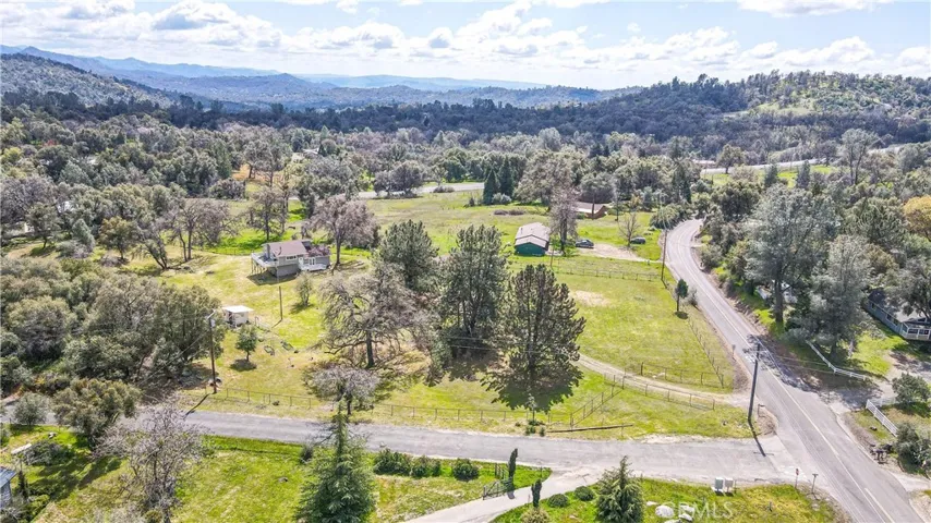 5040 Silva Drive, Mariposa, California 95338