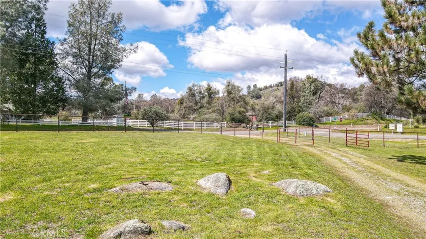 5040 Silva Drive, Mariposa, California 95338