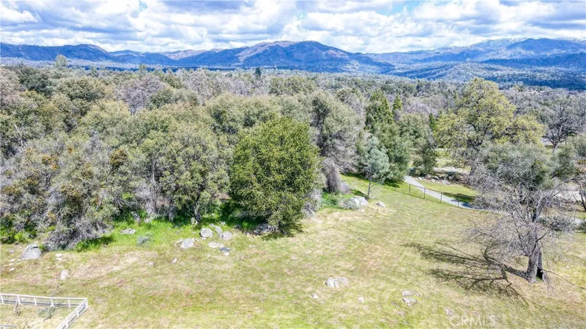 5040 Silva Drive, Mariposa, California 95338