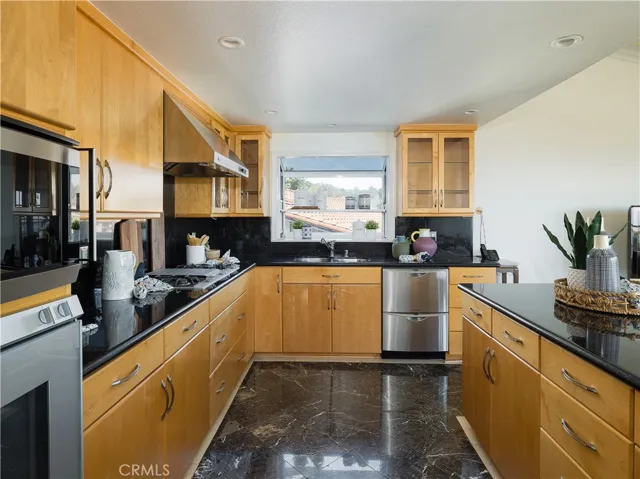 4216 Palos Verdes Drive E, Rancho Palos Verdes, California 90275