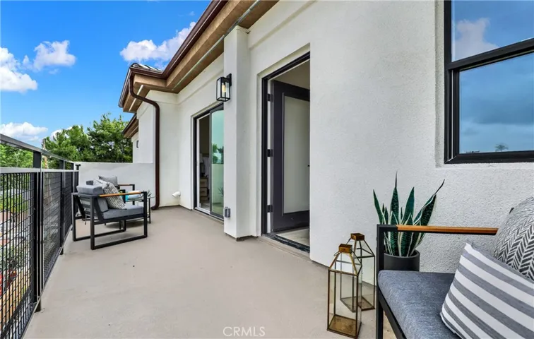 Third Floor Balcony/Deck