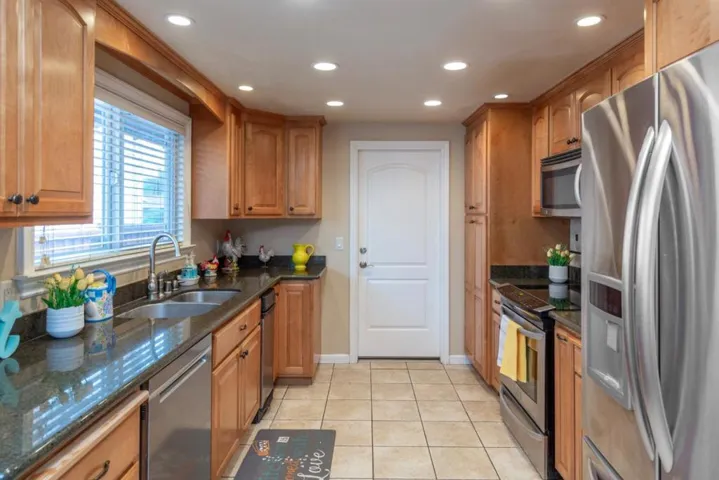 6051 Santa Ysabel Way, San Jose, California 95123