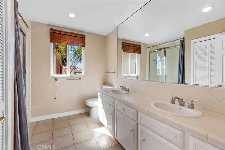 2770 Bayshore Avenue, Ventura, California 93001