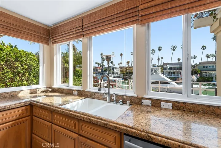 2770 Bayshore Avenue, Ventura, California 93001