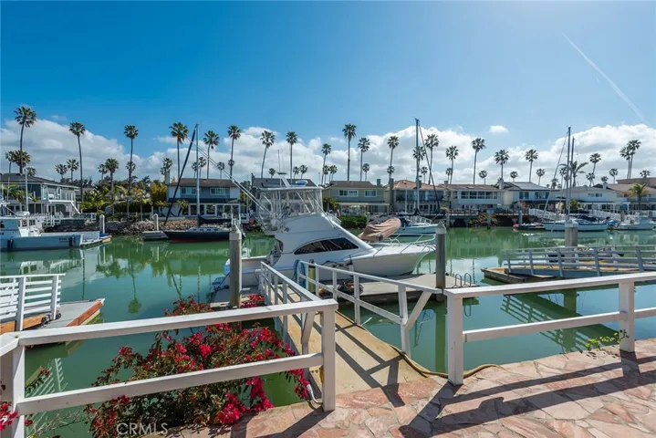 2770 Bayshore Avenue, Ventura, California 93001