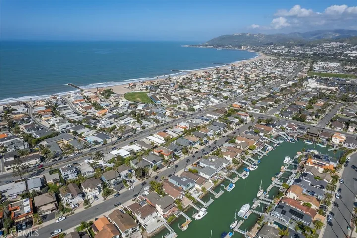 2770 Bayshore Avenue, Ventura, California 93001