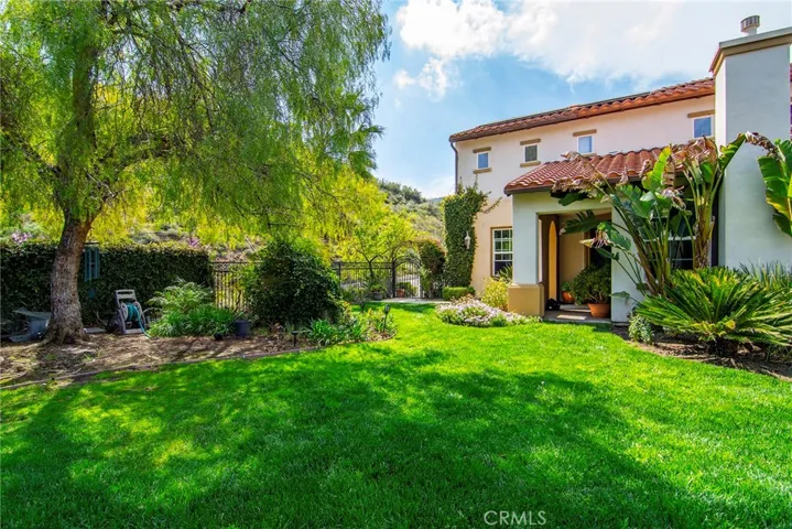 1921 Hazel Nut Court, Agoura Hills, California 91301