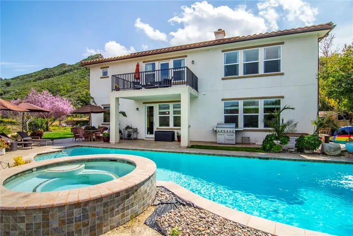 1921 Hazel Nut Court, Agoura Hills, California 91301