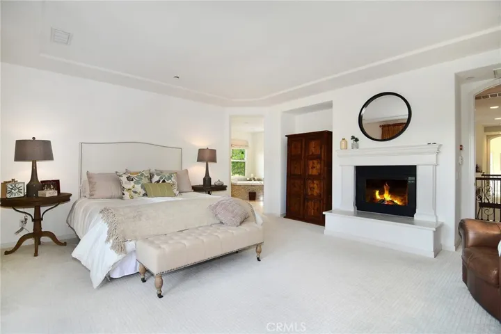 1921 Hazel Nut Court, Agoura Hills, California 91301
