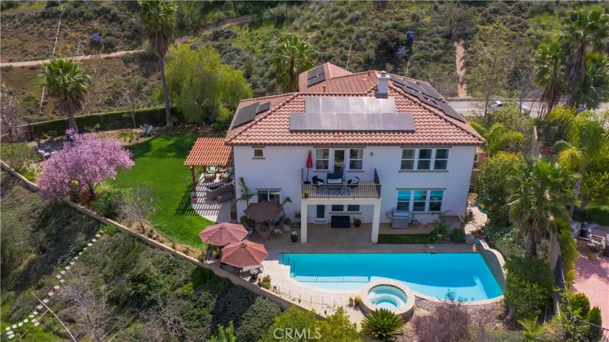 1921 Hazel Nut Court, Agoura Hills, California 91301