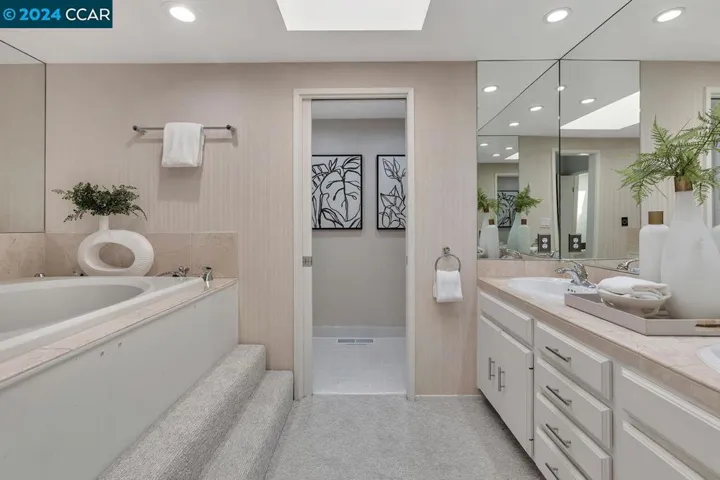 1962 Rim Ridge Ct, Walnut Creek, California 94597