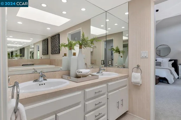 1962 Rim Ridge Ct, Walnut Creek, California 94597