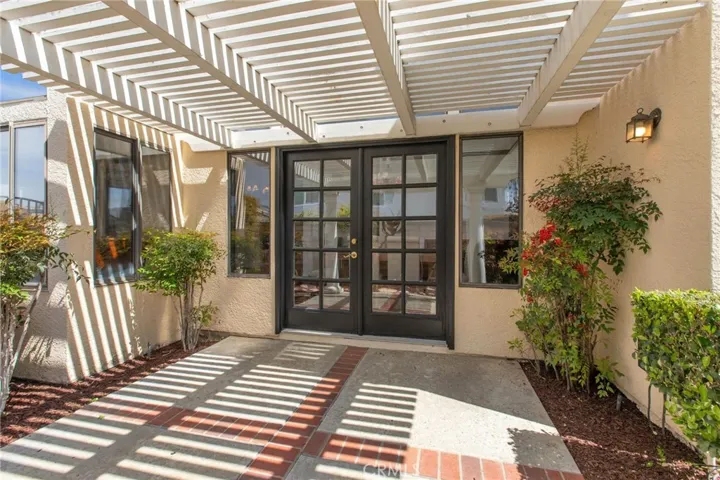 21730 Thistledown Circle, Yorba Linda, California 92887