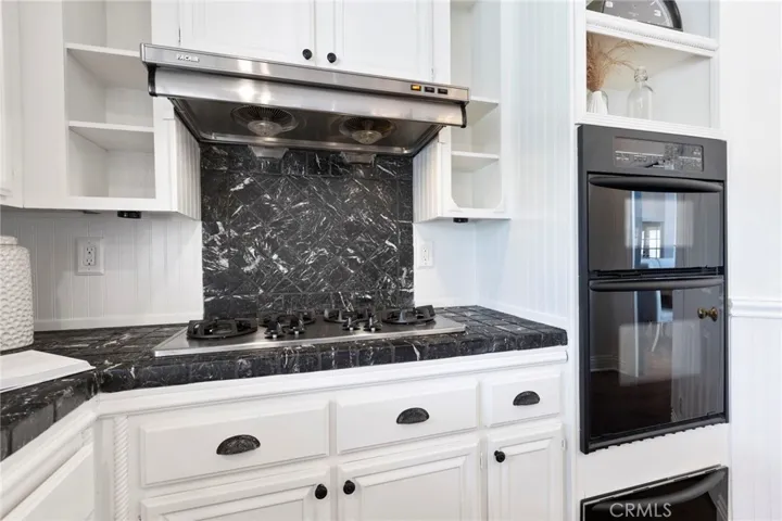 21730 Thistledown Circle, Yorba Linda, California 92887