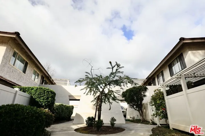 2867 Instone Court, Westlake Village, California 91361