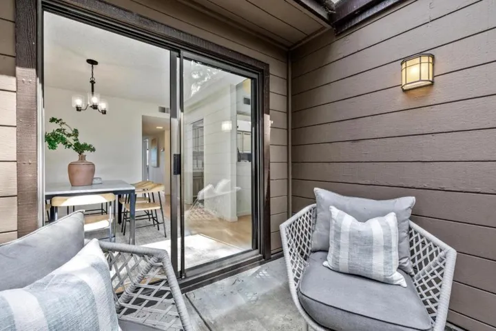 4104 Thain Way, Palo Alto, California 94306
