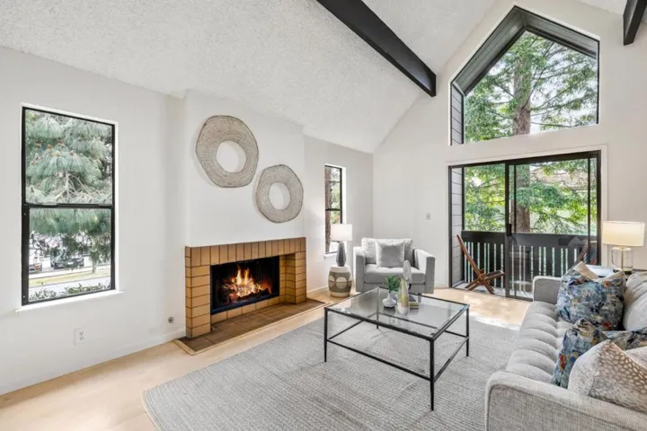 4104 Thain Way, Palo Alto, California 94306