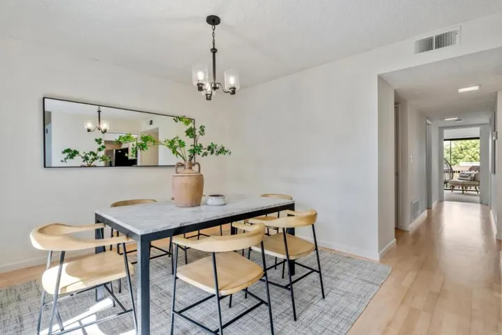 4104 Thain Way, Palo Alto, California 94306