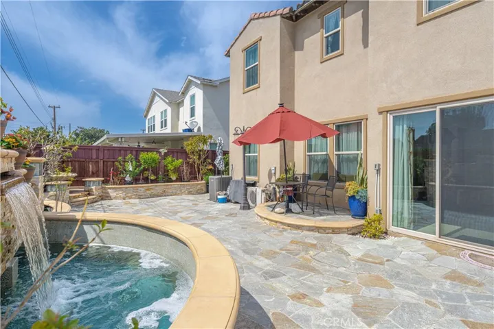 2238 N Lyon Street, Santa Ana, California 92705