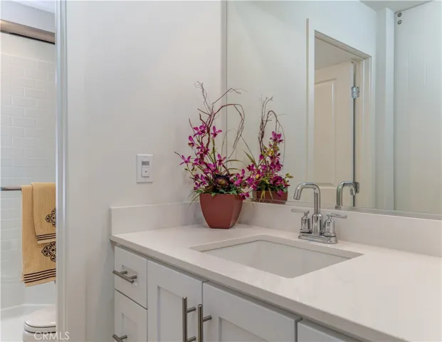 2238 N Lyon Street, Santa Ana, California 92705