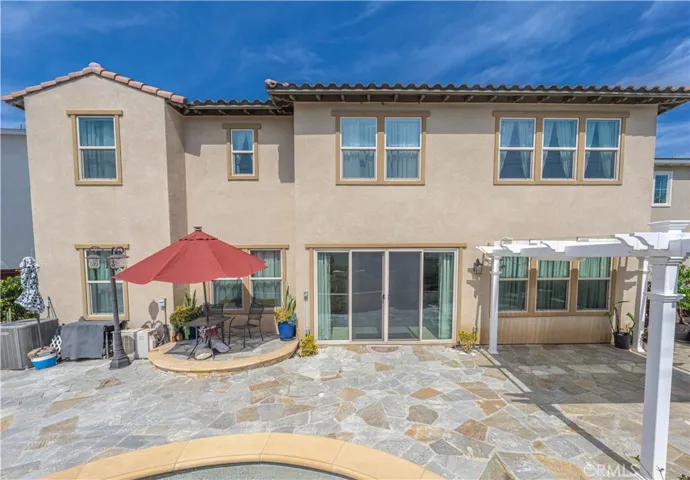 2238 N Lyon Street, Santa Ana, California 92705