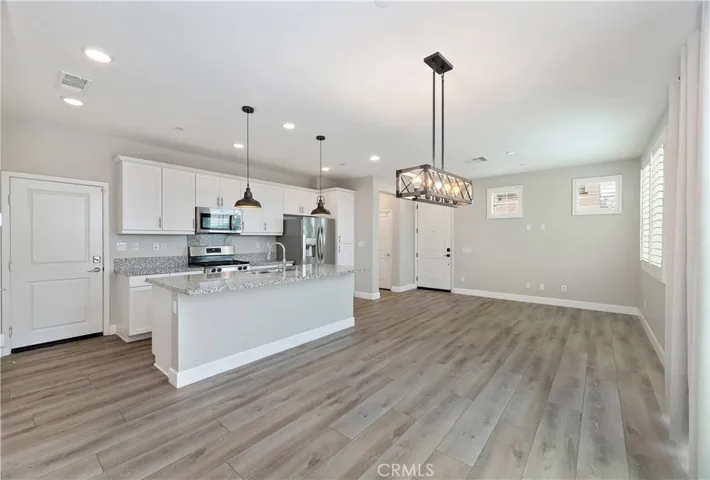 27460 Clarise Lane, Murrieta, California 92562