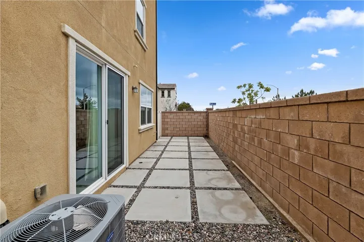 27460 Clarise Lane, Murrieta, California 92562