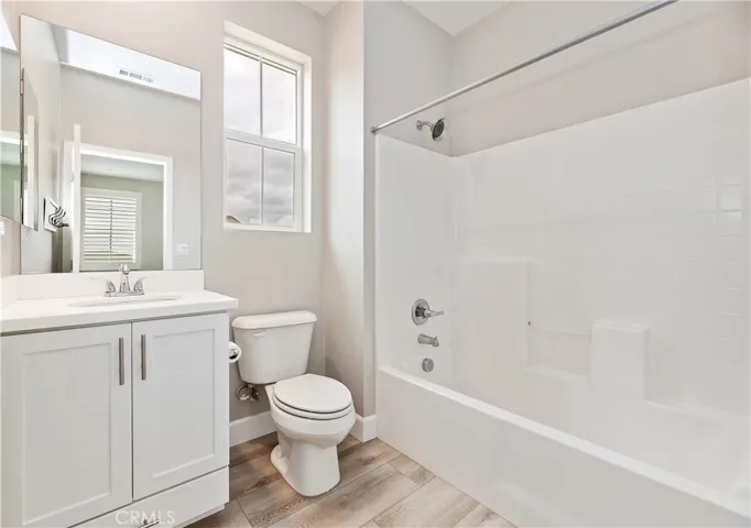 27460 Clarise Lane, Murrieta, California 92562